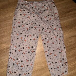 Old Navy Light Gray Lounge Pants with Cute Fox & Mug Print